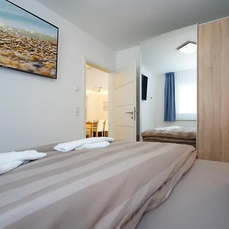 Haus Meeresleuchten Mit Sauna- Und Erlebnisbadnutzung