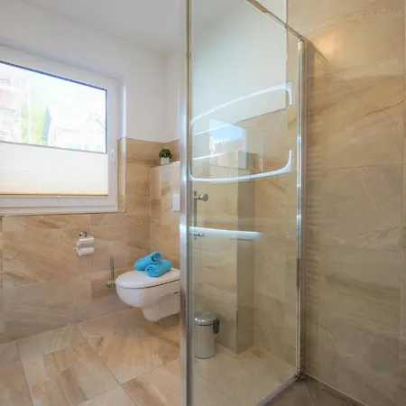 アパート Haus Meeresleuchten Mit Sauna- Und Erlebnisbadnutzung ゼリン