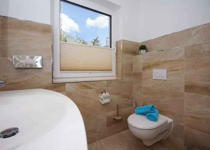 Haus Meeresleuchten Mit Sauna- Und Erlebnisbadnutzung Sellin (Rugen)